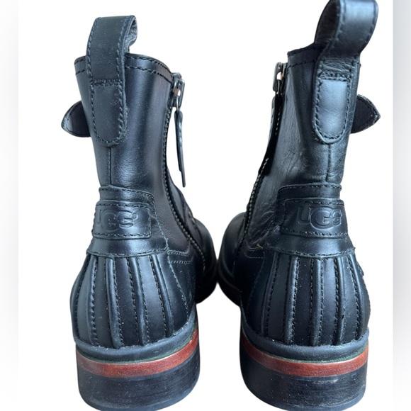 UGG men’s black leather waterproof Alston buckle moto boot size 10.5 - Picture 4 of 9